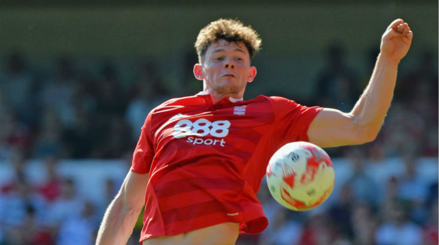 在他的战术 在他的战术