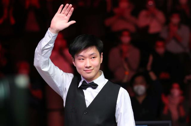 詹姆斯和安 詹姆斯和安