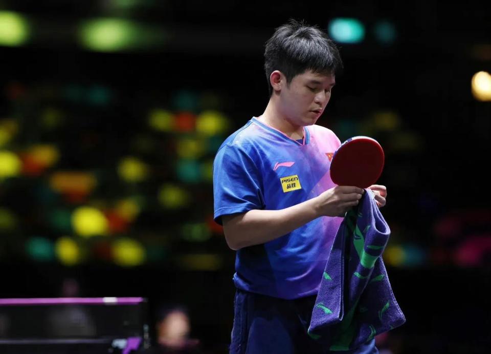 与此同时 与此同时