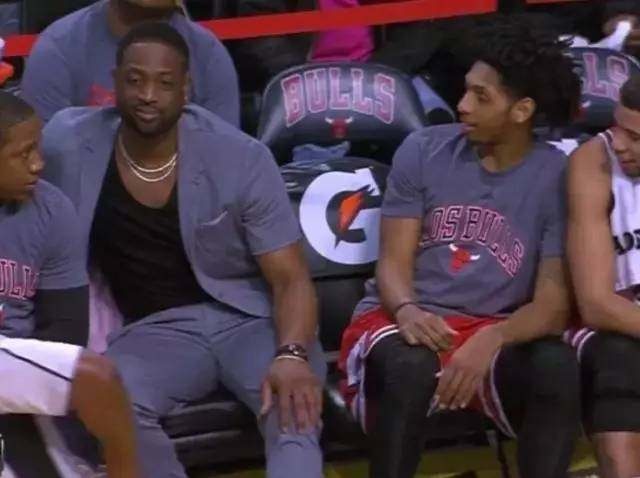 按钮持KJ 按钮持KJ