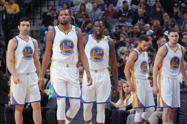 Scout：今天失利应该是失误比较多吧 我们的失误更严重